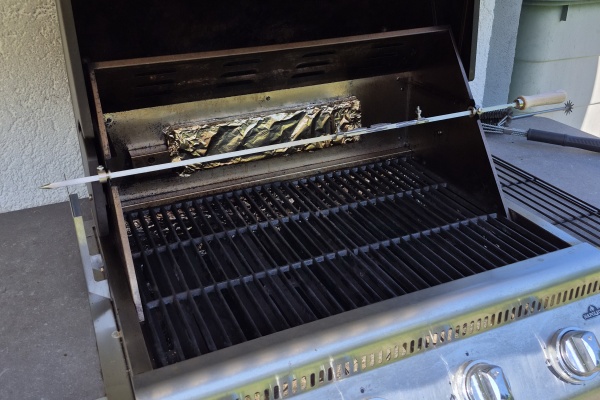 Grillspiess mit mobiler Laufnut